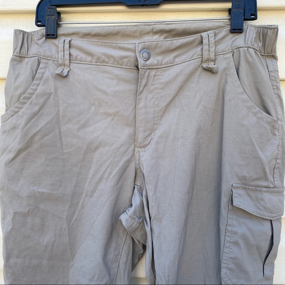 Duluth Trading Co Nylon hiking Cargo pants - Picture 4 of 11